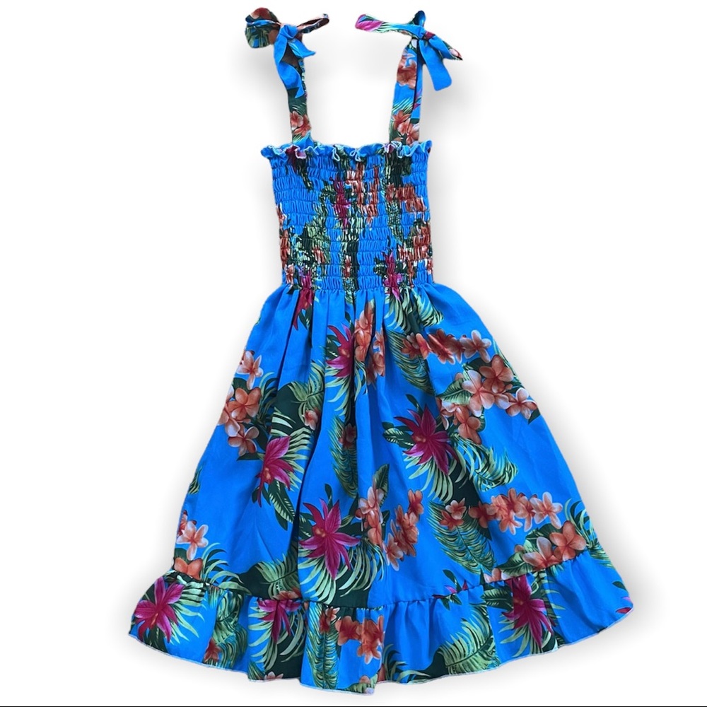 Beautiful Blue Shirred Hawaiian Dress with Floral Design